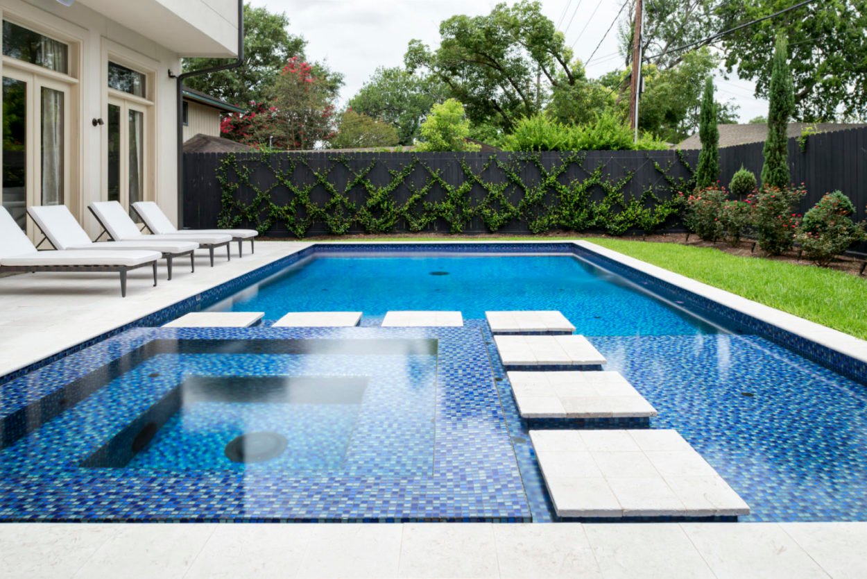 Private swimming pool design